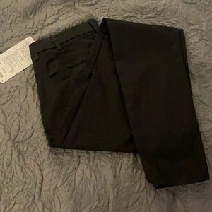 These are size 28 waist 34 length black pants
